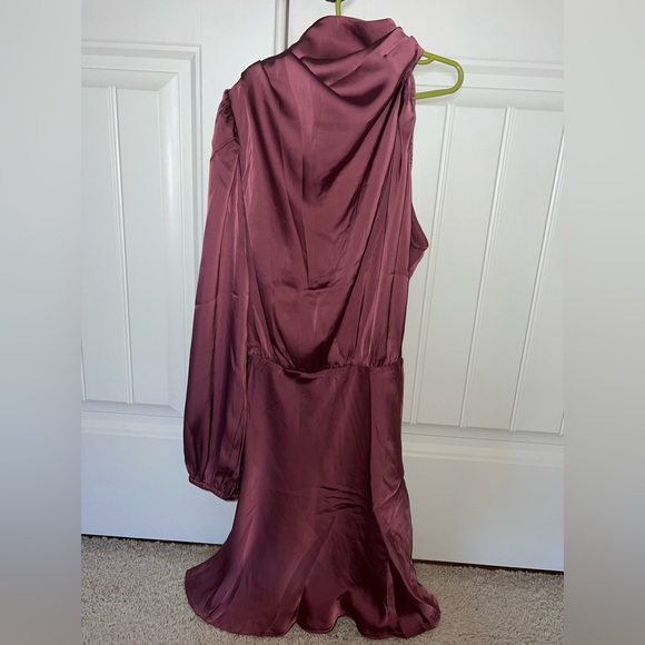 Hello Molly Dresses & Skirts - Hello Molly mini cocktail dress, one sleeve, rose purple color, size xs